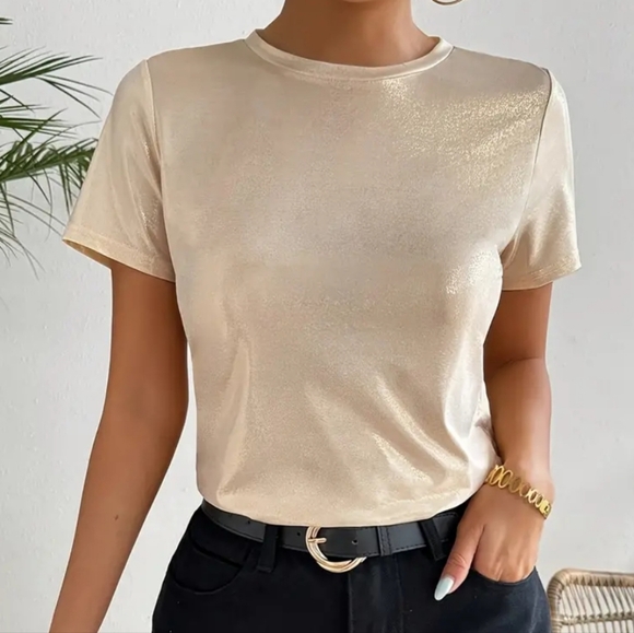 ELEGANT FRENCH INSPIRED GOLD T-SHIRT - Picture 2 of 3